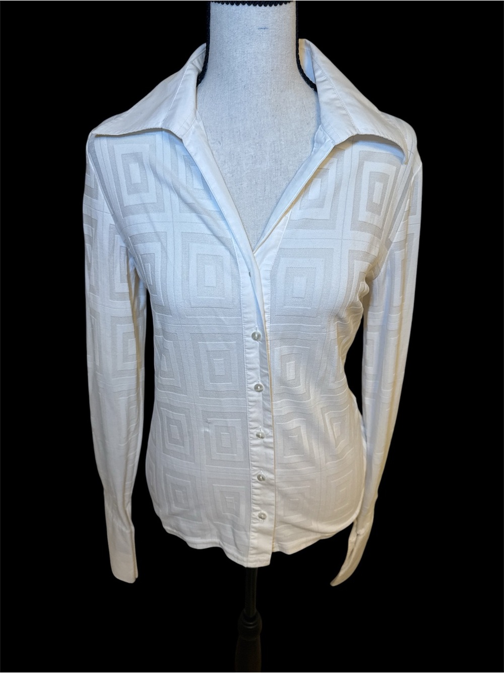 NARACAMICIE Made in Italy women's White Button-Front Long Sleeve Shirt
Size IV